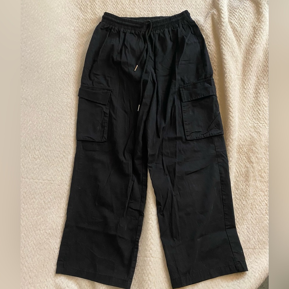 SHEIN Black Wide Leg Cargo Pants